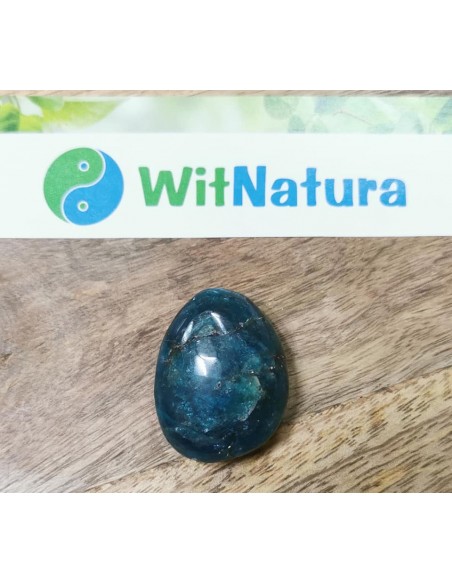 A NIECH SIĘ BRUDZĄ ! BRETT FINLAY MARIE-CLAIRE ARRIETA