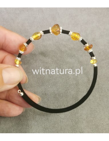 BURSZTYN NA AKSAMITNEJ BRANSOLETCE