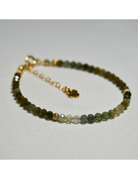 copy of A NIECH SIĘ BRUDZĄ ! BRETT FINLAY MARIE-CLAIRE ARRIETA